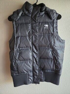 Predator Quilted Puffer Vest in Charcoal Gray Size M